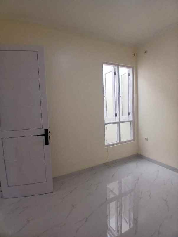 dijual rumah pondok benda