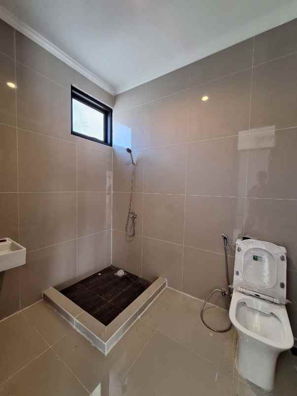 dijual rumah pondok benda pamulang