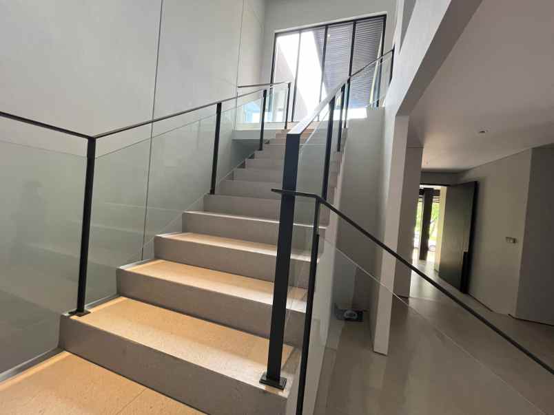 dijual rumah pondok cabe udik pamulang