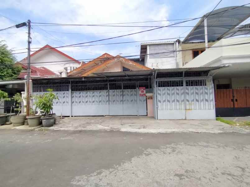 dijual rumah pondok nirwana