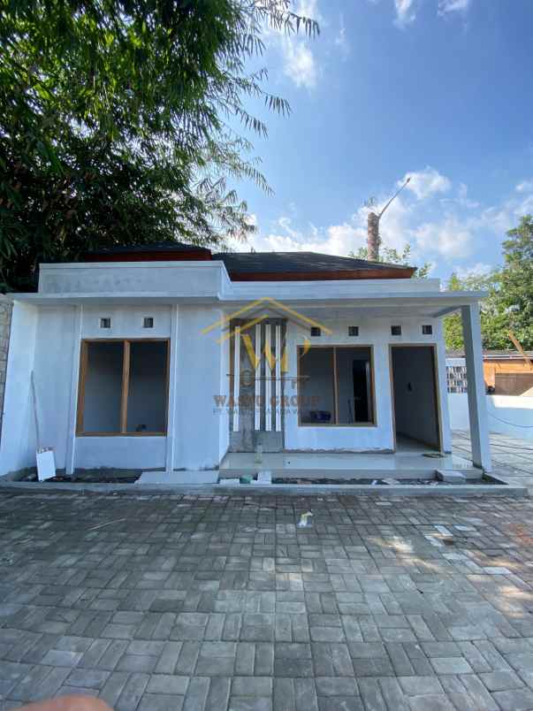 dijual rumah prambanan sleman