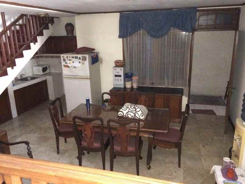 dijual rumah prapen indah