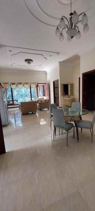 dijual rumah prapen indah