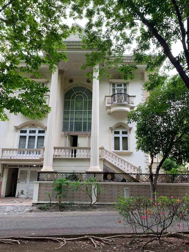 dijual rumah puri widya kencana