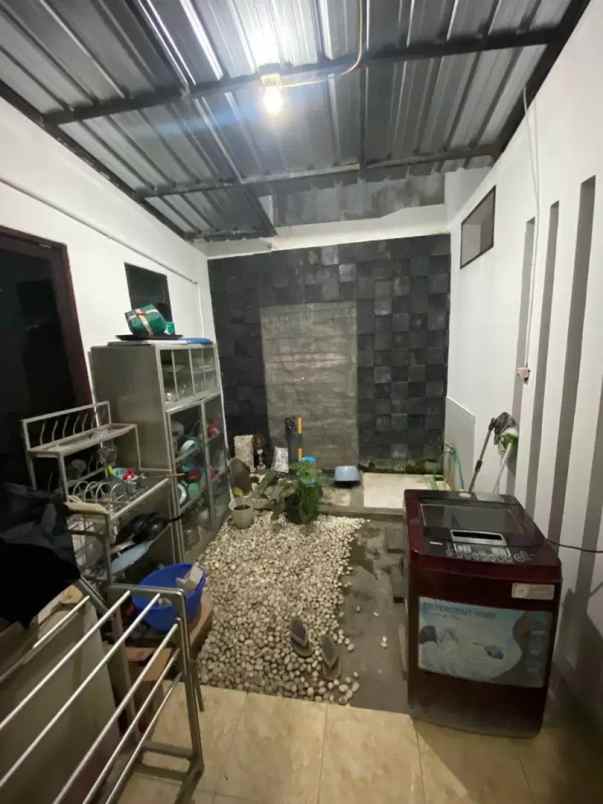 dijual rumah purimas jl pura besakih