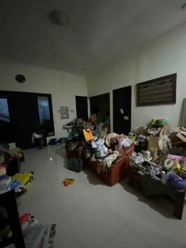 dijual rumah purimas jl pura besakih