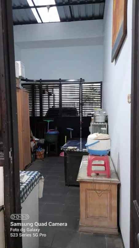 dijual rumah purimas jl pura besakih