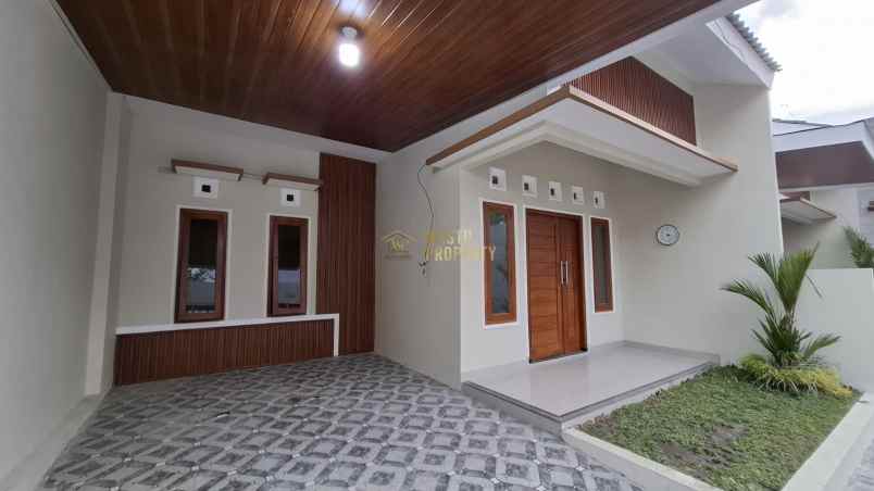 dijual rumah purwomartani kalasan