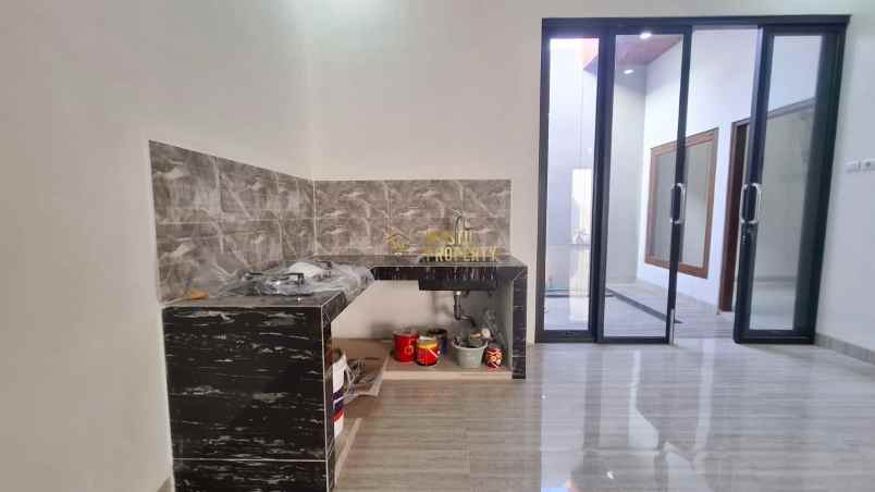 dijual rumah purwomartani kalasan