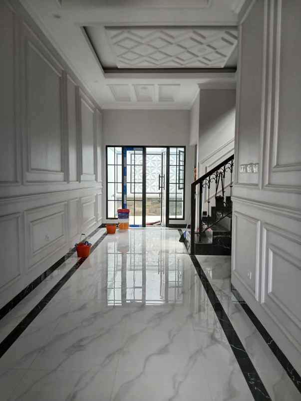 dijual rumah raden saleh