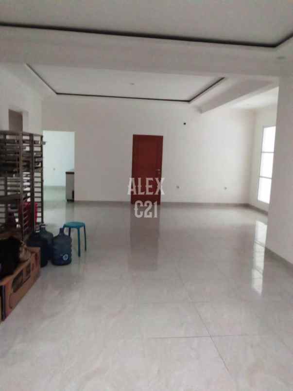 dijual rumah radio dalam gandaria utara