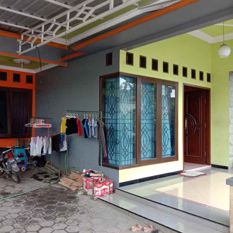 dijual rumah rendeng kec kota kudus