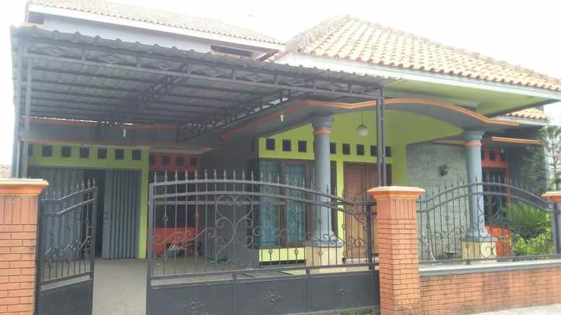 dijual rumah rendeng kec kota kudus