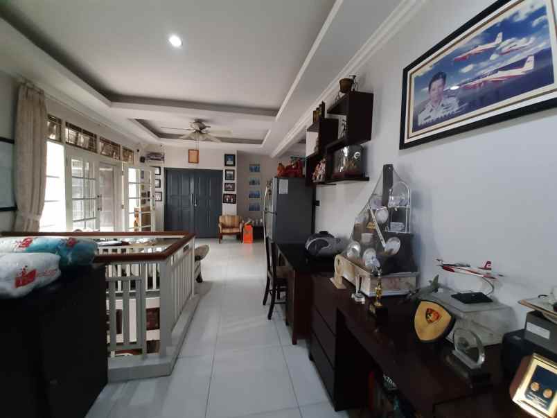 dijual rumah rumah condet batu ampar