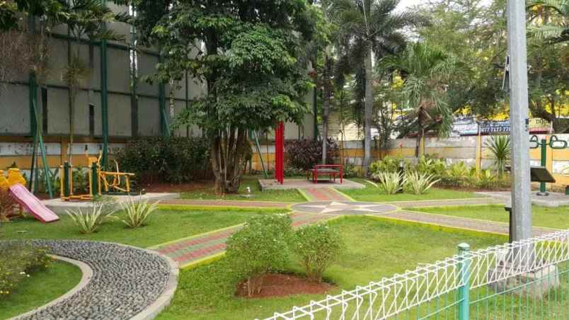 dijual rumah rumah gading park view