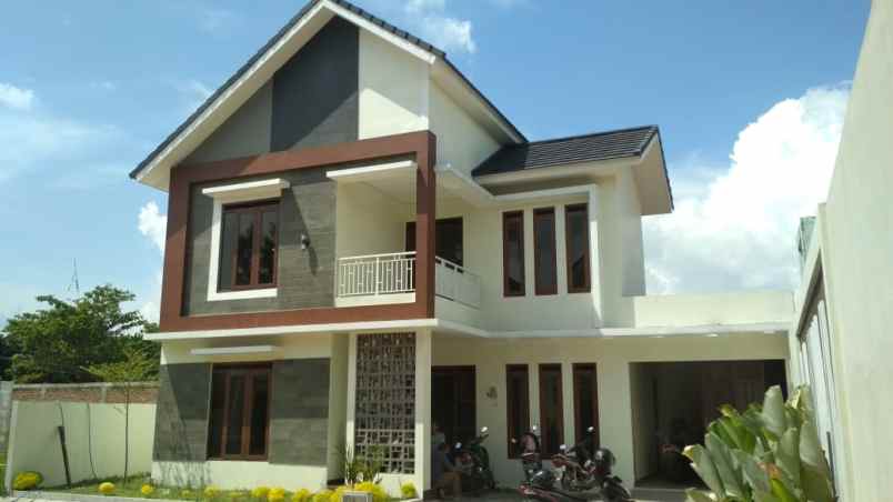 dijual rumah sambisari purwomartani