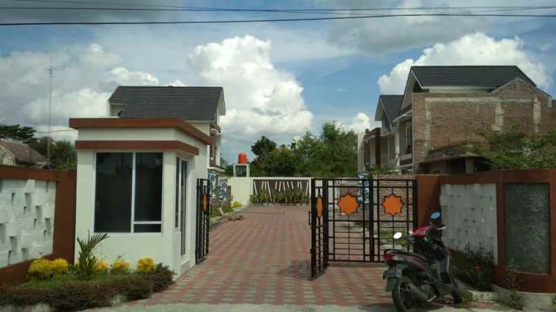 dijual rumah sambisari purwomartani