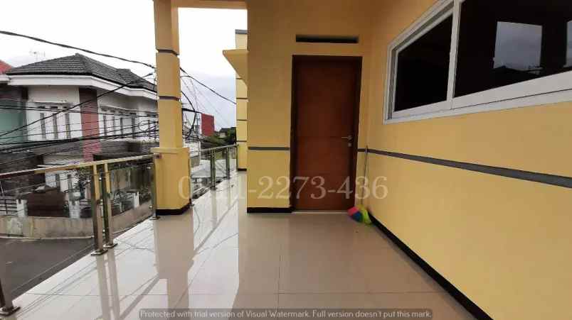 dijual rumah sariwangi