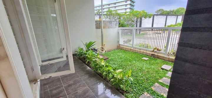 dijual rumah sayap jl purwakarta