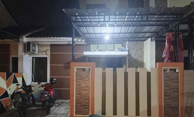 dijual rumah sebelum grand batavia rajeg