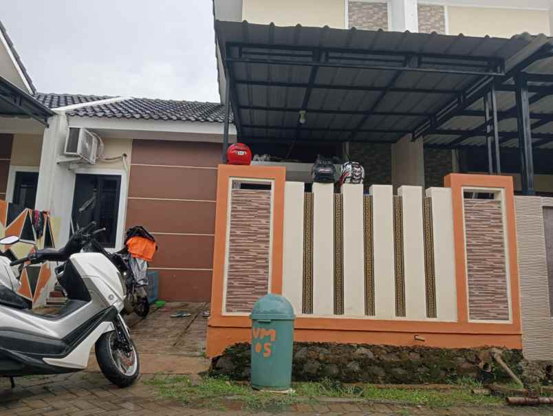 dijual rumah sebelum grand batavia rajeg