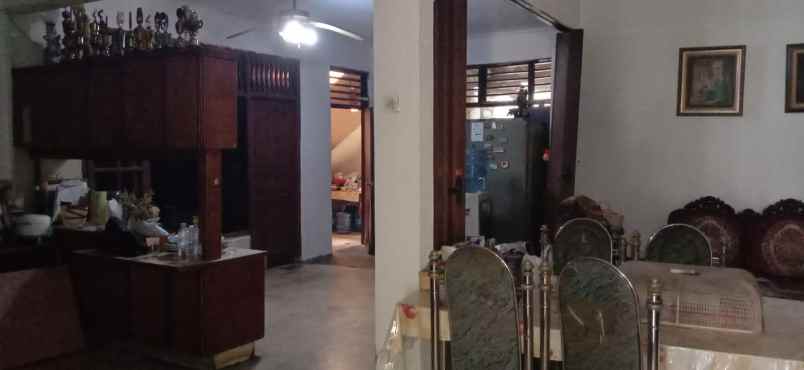 dijual rumah senayan