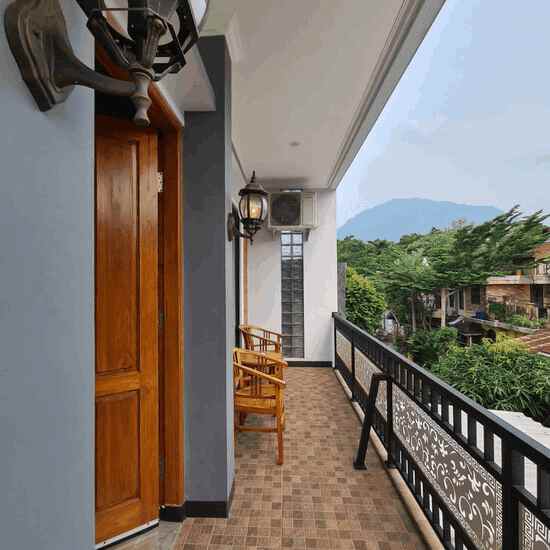 dijual rumah sentul city kec babakan