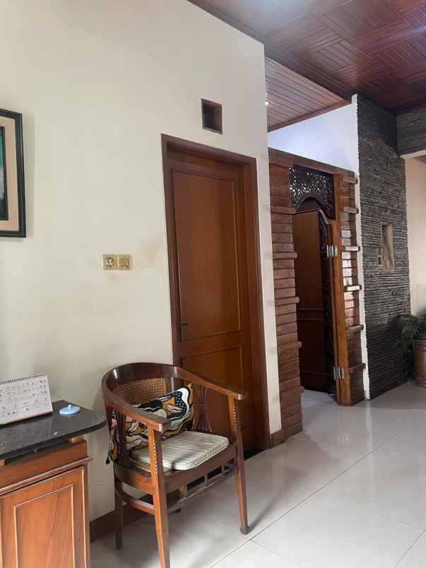 dijual rumah setra dago dkt mitra dago