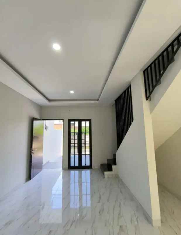 dijual rumah setro timur surabaya new