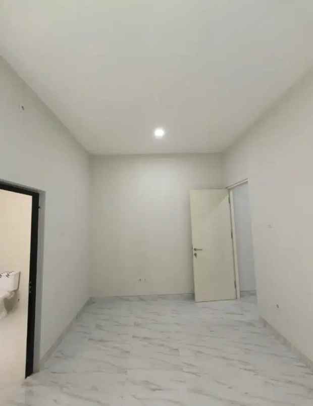 dijual rumah setro timur surabaya new