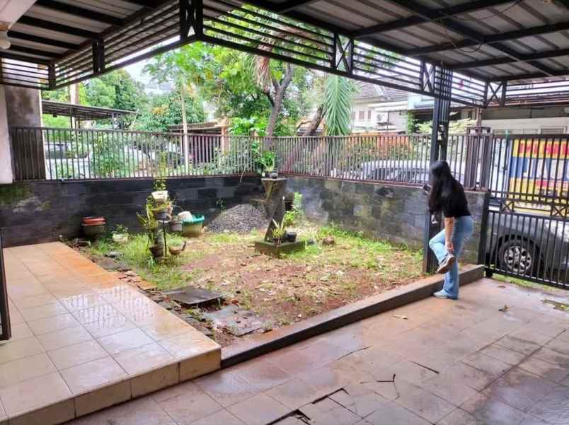 dijual rumah siap huni di cibubur country