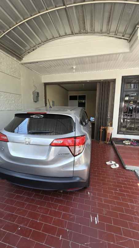 dijual rumah siap huni di dharmahusada indah timur