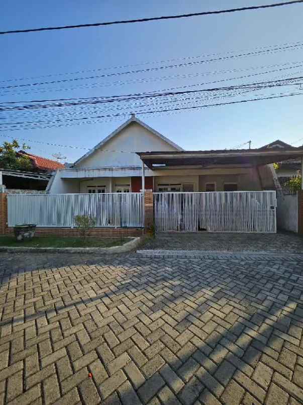 dijual rumah siap huni di pondok tjandra sidoarjo