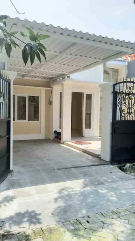 dijual rumah siap huni di puri indah sidoarjo