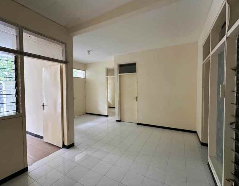 dijual rumah siap huni rungkut mapan merr upn rev a422