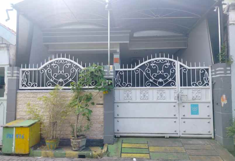 dijual rumah simo magerejo