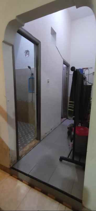 dijual rumah simo magerejo