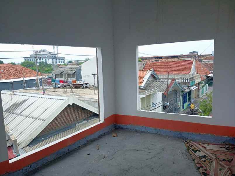 dijual rumah simo sidomulyo