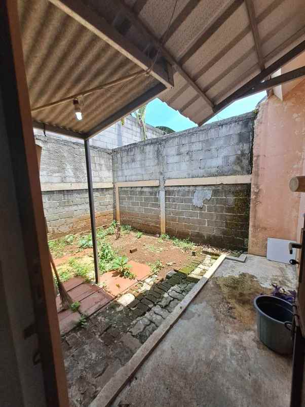 dijual rumah sukatani tapos depok