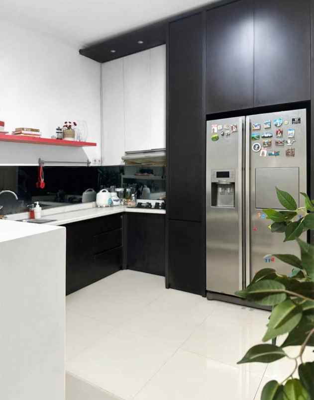 dijual rumah sukatani tapos depok