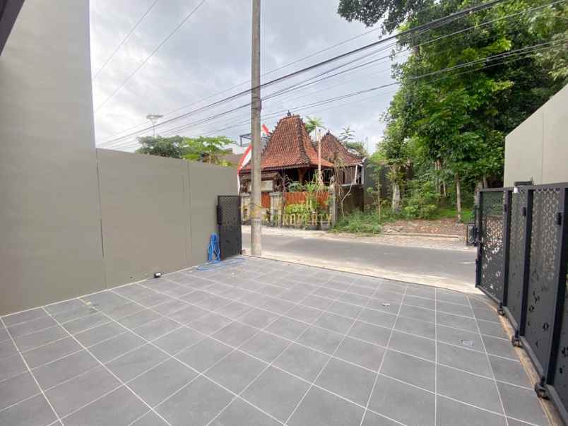 dijual rumah sukoharjo kec ngaglik kab