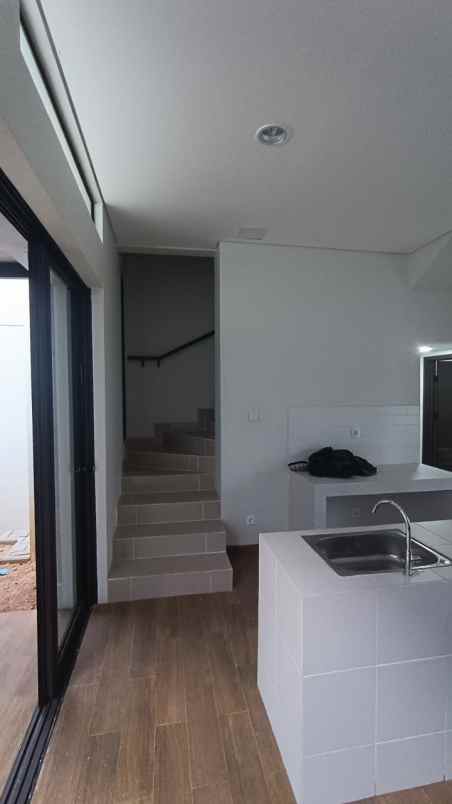 dijual rumah summarecon bandung