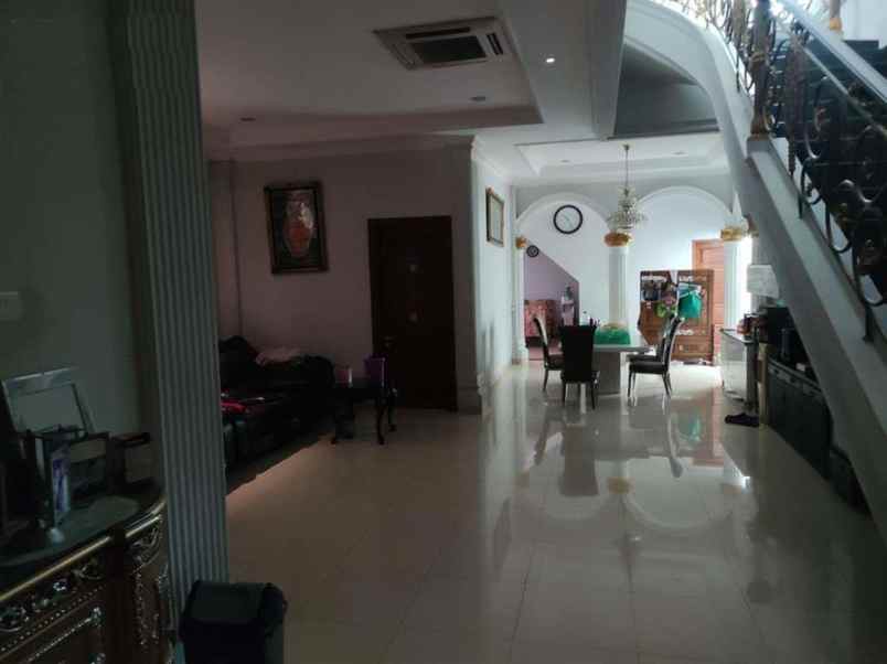 dijual rumah sunter jaya kec tanjung