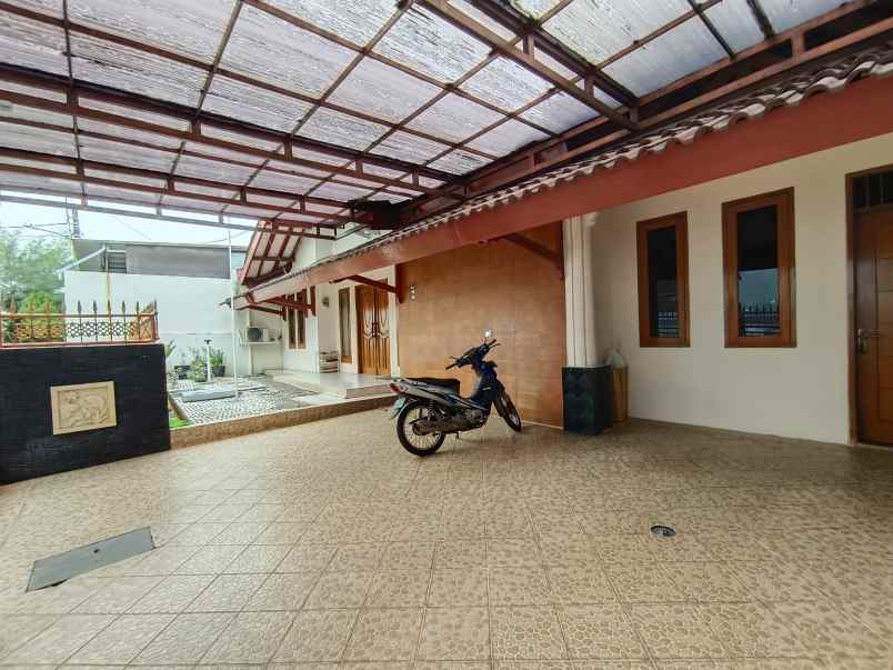 dijual rumah sunter pratama