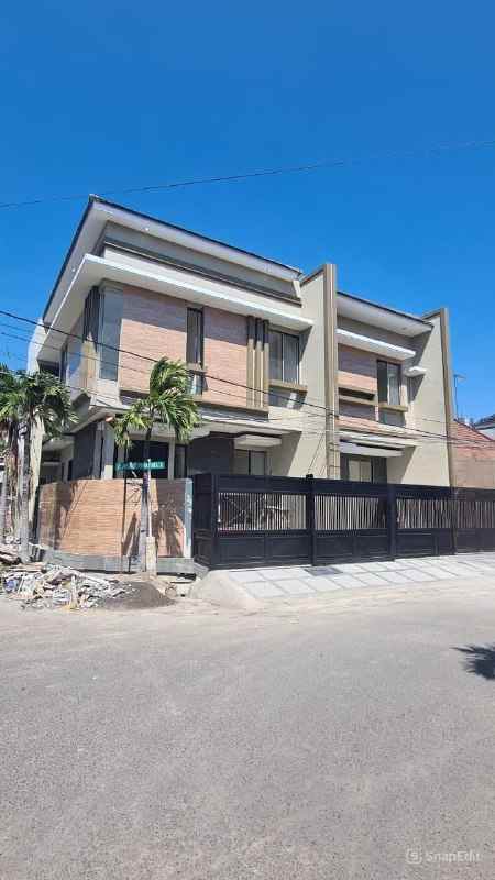 dijual rumah sutorejo prima