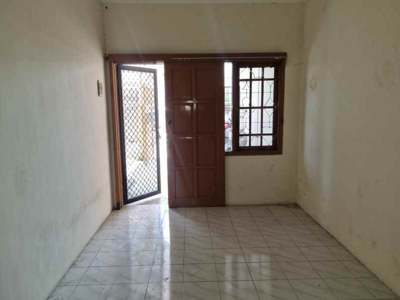 dijual rumah sutorejo prima utara