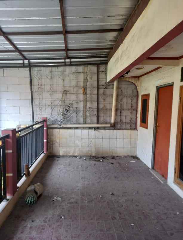 dijual rumah taman buaran indah 4