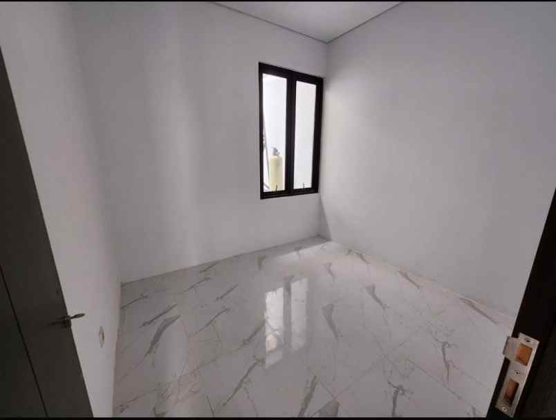 dijual rumah taman cibaduyut indah tci