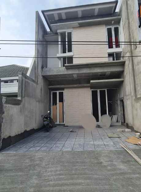 dijual rumah taman gading pantai