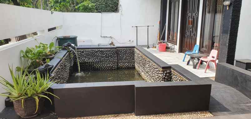 dijual rumah taman villa baru kota bekasi